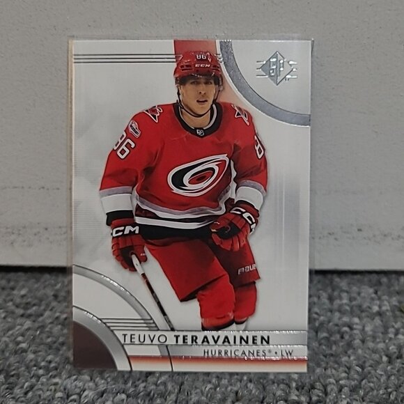 Random Lot Of 4 NHL Hockey Cards OPC Platinum Allure SP Upper Deck Budget Cards - Picture 5 of 6